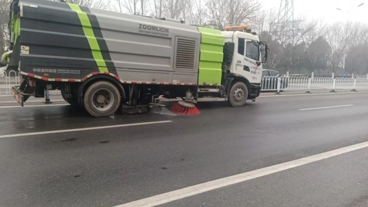 济南市莱芜区口镇街道：道途保洁精美化 都市颜值再晋升威廉希尔williamhill(图2)