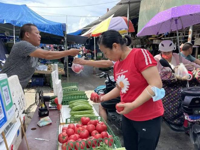 保洁员阿梅想好好吃饭(图10)