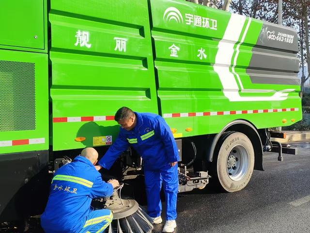 威廉希尔网址春节我在岗｜与尘土为伴道路清洁我来守护(图2)